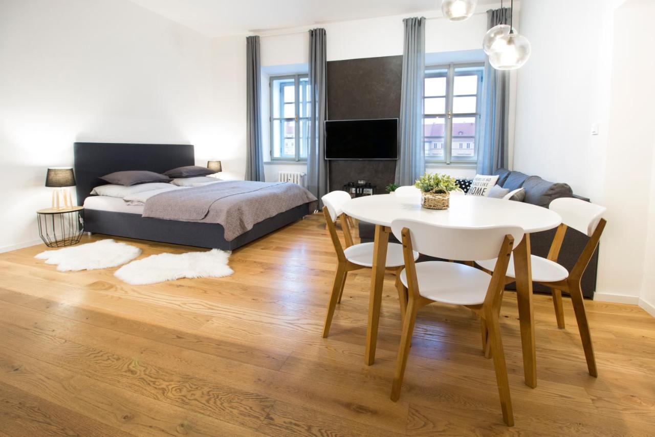 U Zlate Hvezdy Apartman Rizal Apartment Litoměřice Bagian luar foto